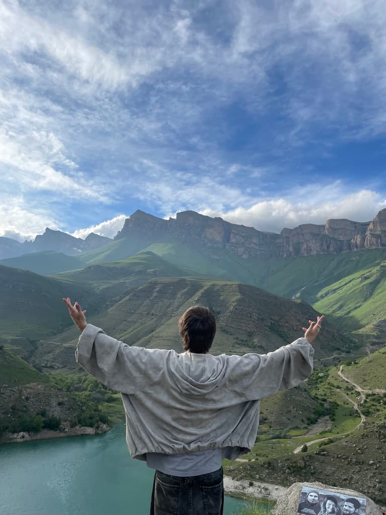 Elia in the mountains